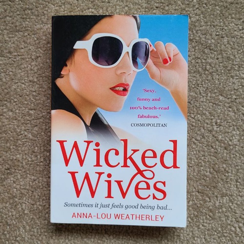 4/$20 Wicked Wives‎ by Anna-Lou Weatherley - Paperback